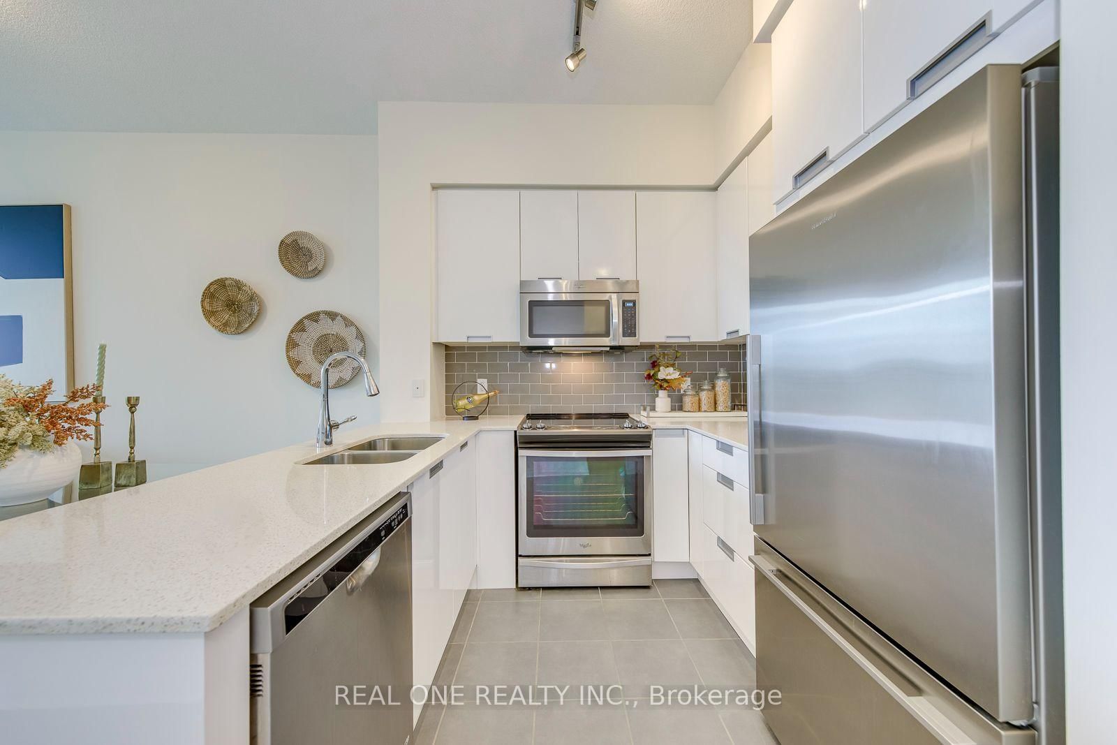 55 Eglinton Avenue W • #407 • Mississauga, ON photo 12