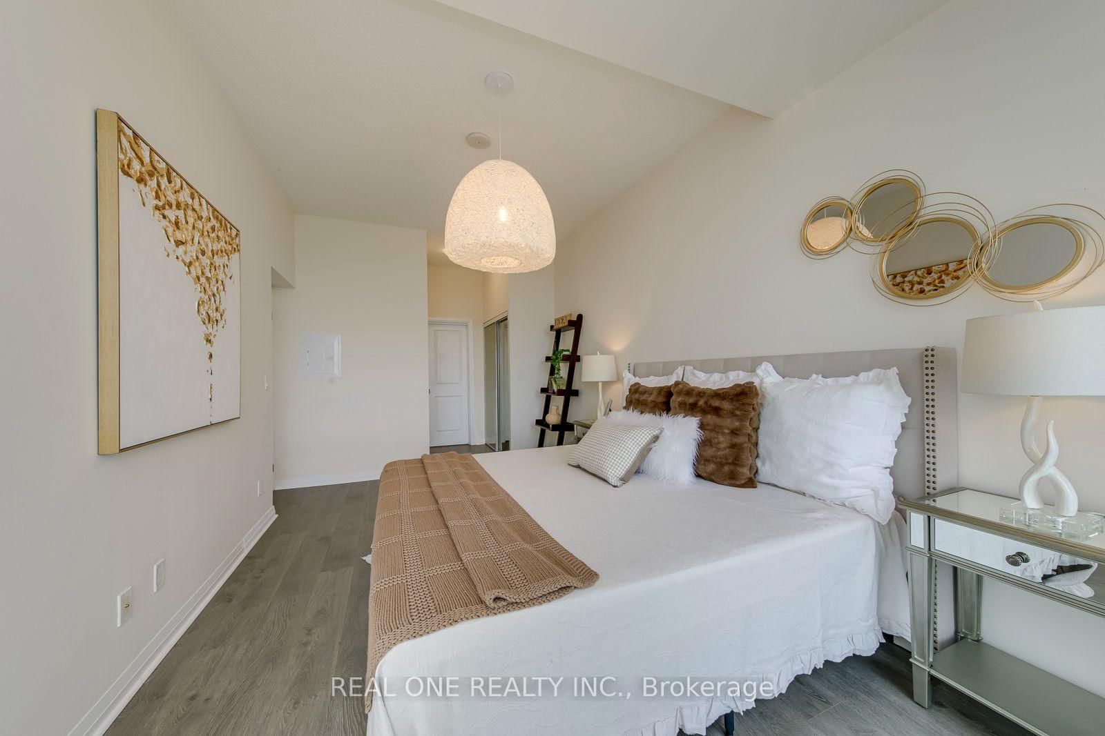 55 Eglinton Avenue W • #407 • Mississauga, ON photo 27