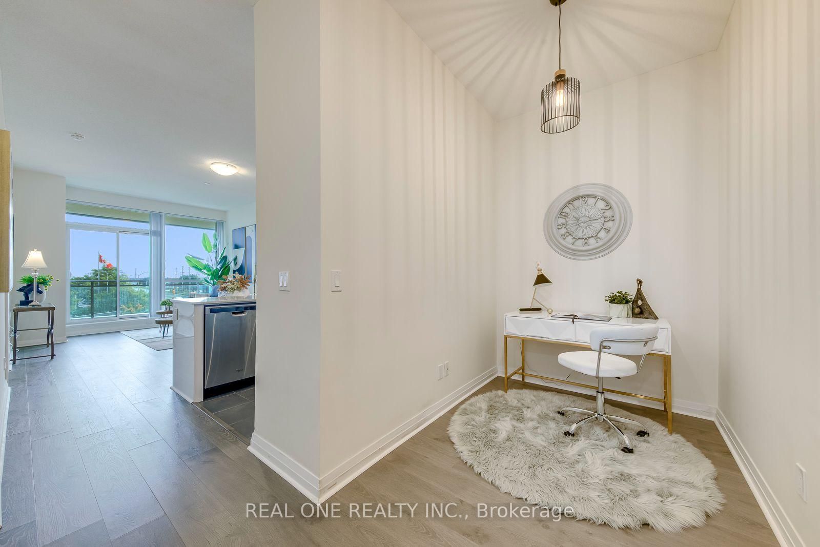 55 Eglinton Avenue W • #407 • Mississauga, ON photo 9