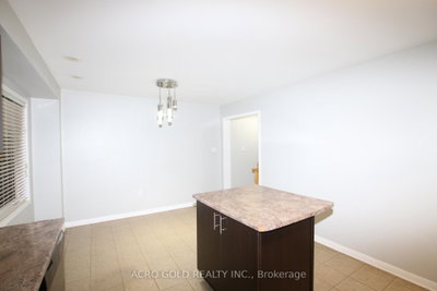 32 Mercedes Brampton,ON L7A 0Z2 — Photo 10