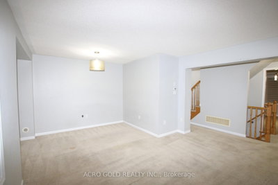 32 Mercedes Brampton,ON L7A 0Z2 — Photo 13