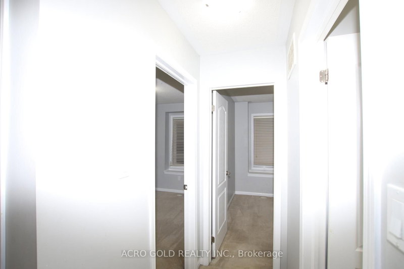 32 Mercedes Brampton,ON L7A 0Z2 — Photo 22