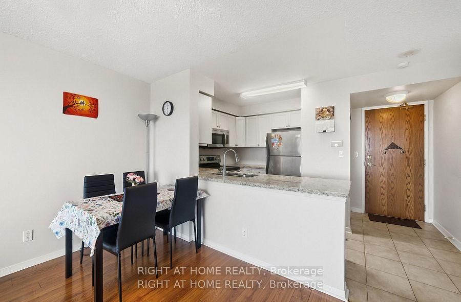 4879 Kimbermount Mississauga,ON L5B 0H8 — Photo 10