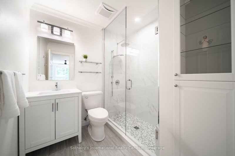 339 Ravineview Oakville,ON L6H 6S6 — Photo 24