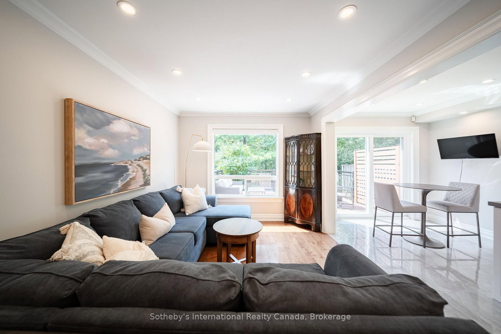 339 Ravineview Way • Oakville, ON photo 8