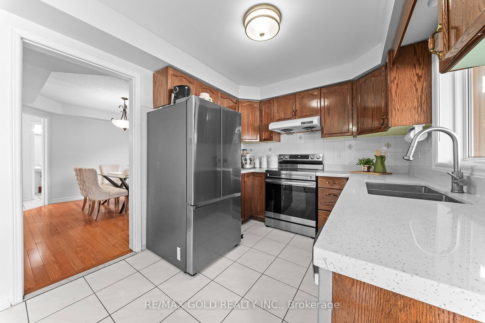 Sandringham-Wellington, Brampton photo 12