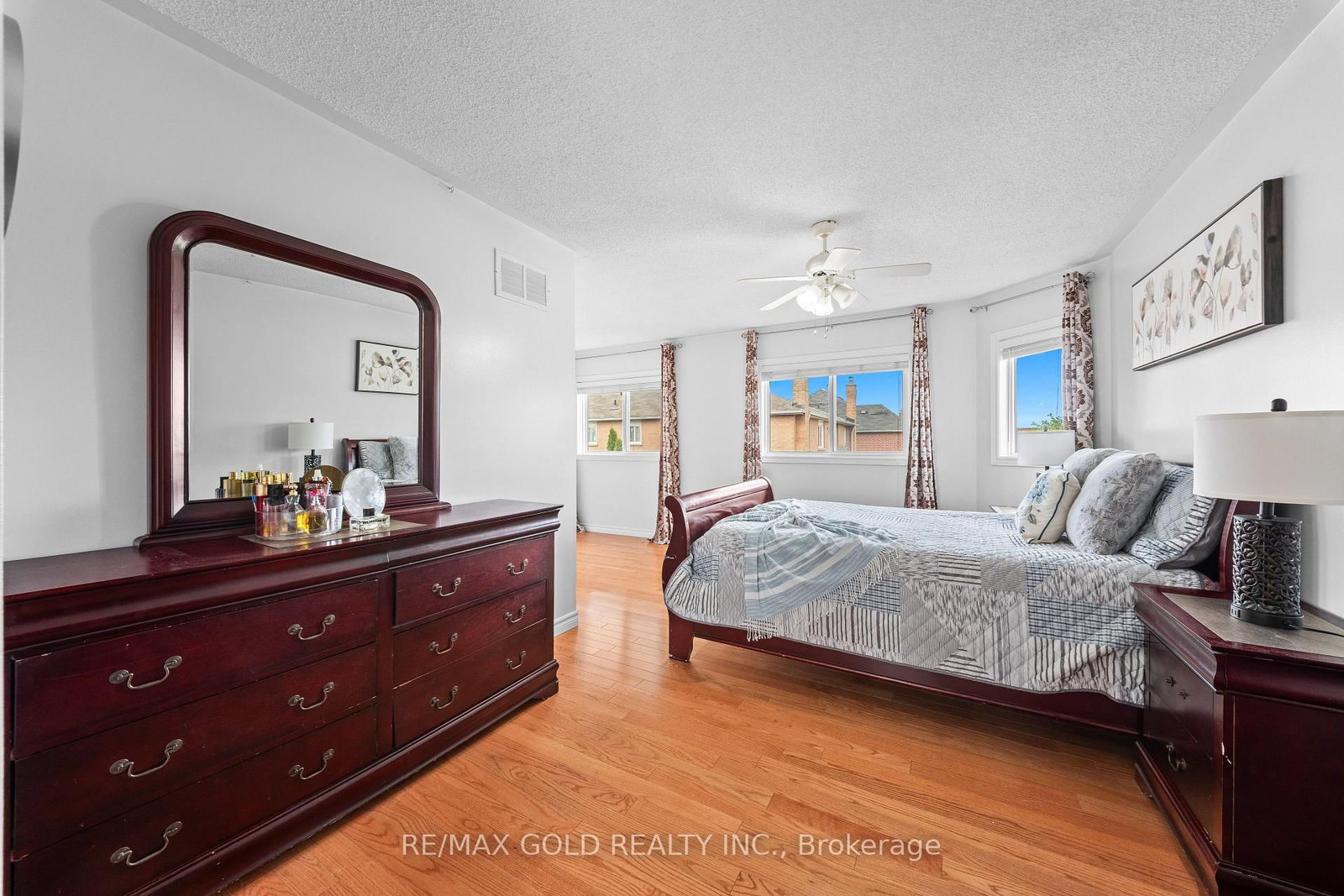Sandringham-Wellington, Brampton photo 25