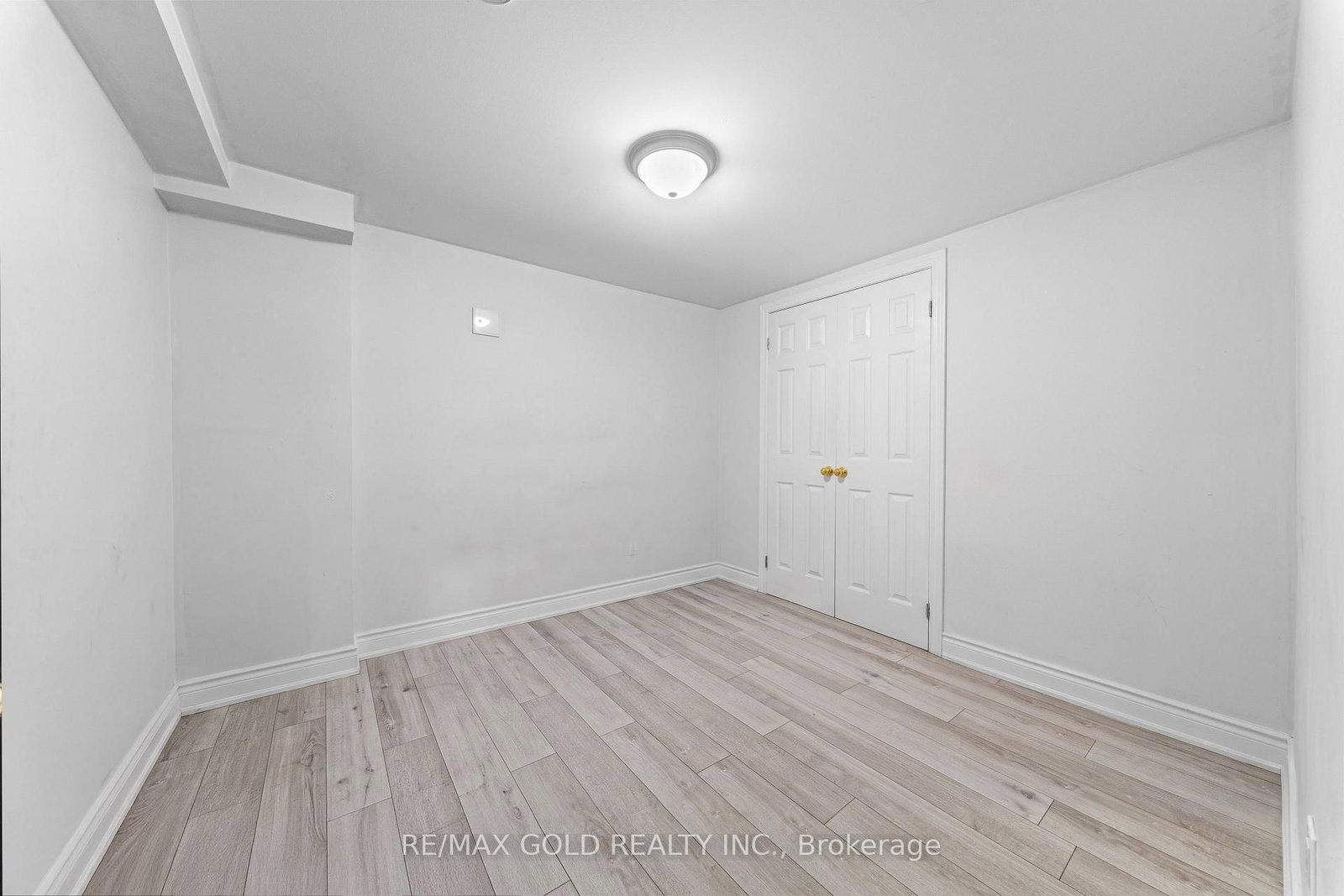 Sandringham-Wellington, Brampton photo 39