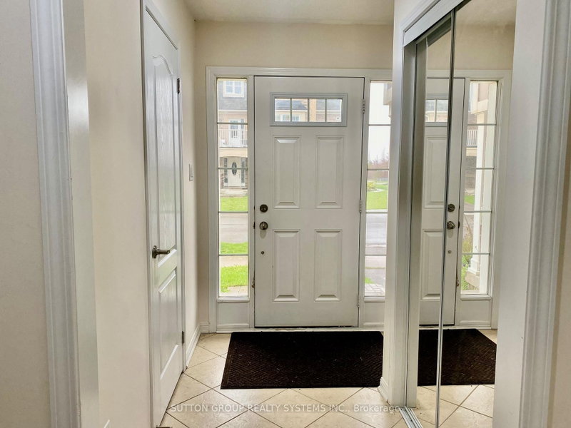 39 Suitor Court