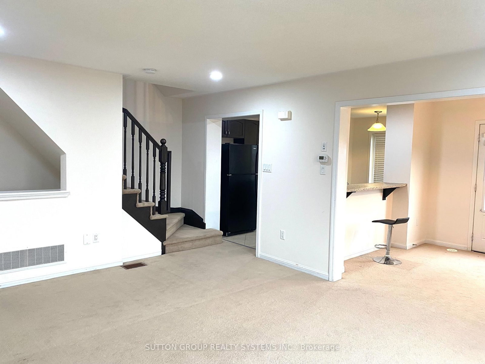 39 Suitor Milton,ON L9T 8R9 — Photo 4