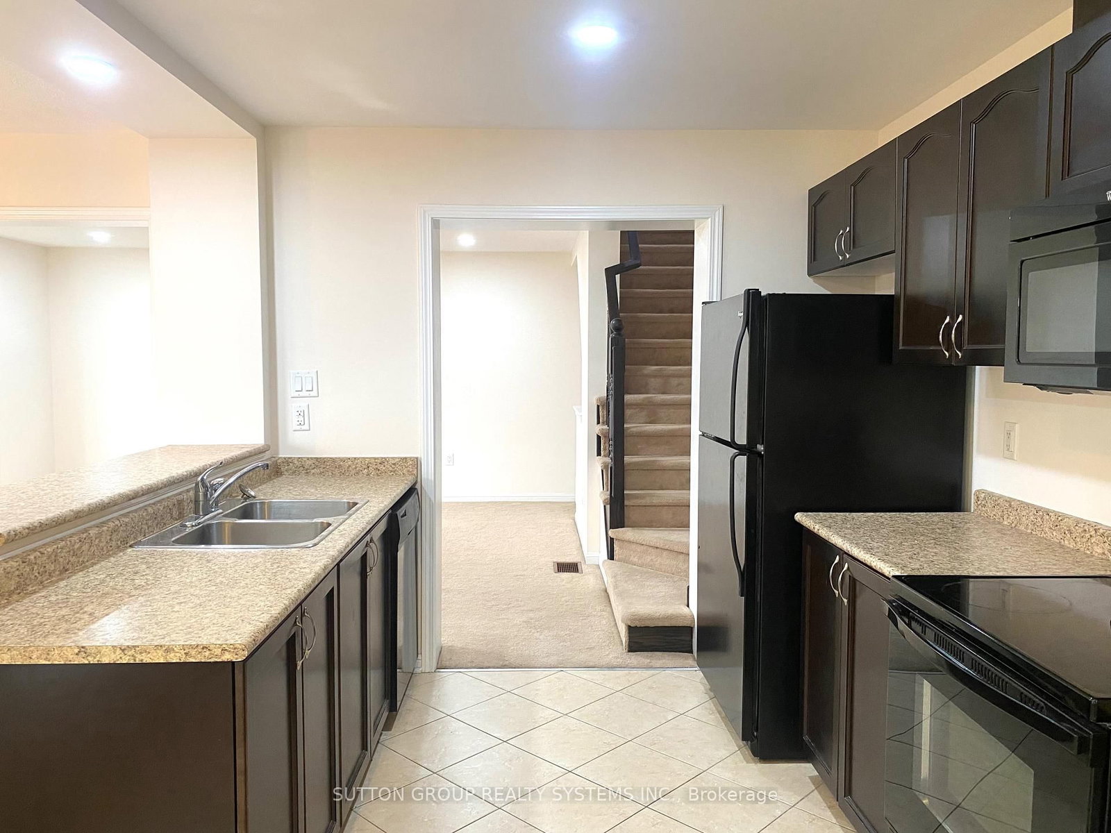 39 Suitor Milton,ON L9T 8R9 — Photo 9