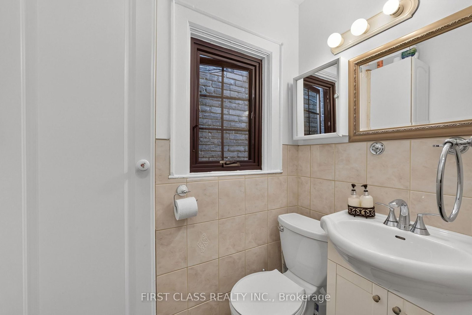 150 Caledonia Road • Toronto, ON photo 14