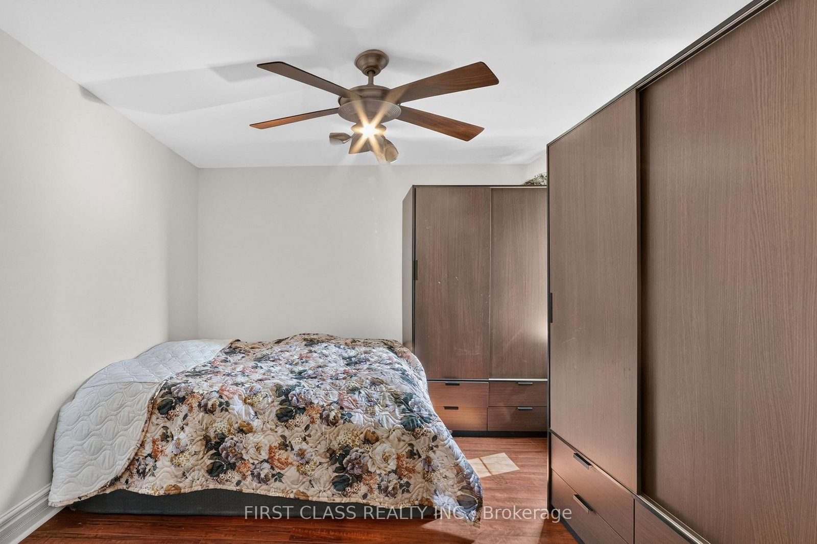 150 Caledonia Road • Toronto, ON photo 17