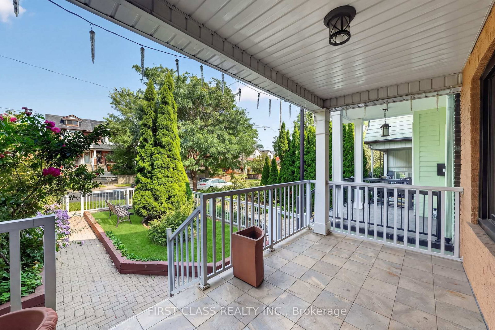 150 Caledonia Road • Toronto, ON photo 32