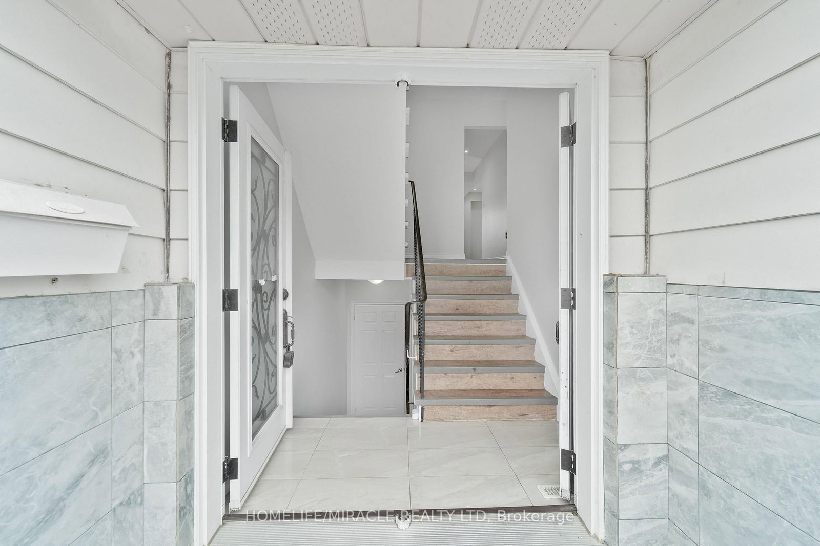 115 Bruce Beer Brampton,ON L6V 2Z7 — Photo 11