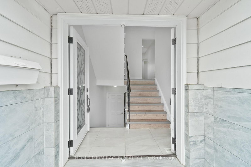 115 Bruce Beer Brampton,ON L6V 2Z7 — Photo 11