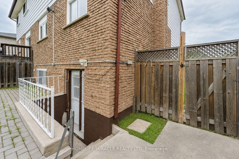 115 Bruce Beer Brampton,ON L6V 2Z7 — Photo 47