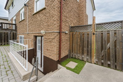 115 Bruce Beer Brampton,ON L6V 2Z7 — Photo 47