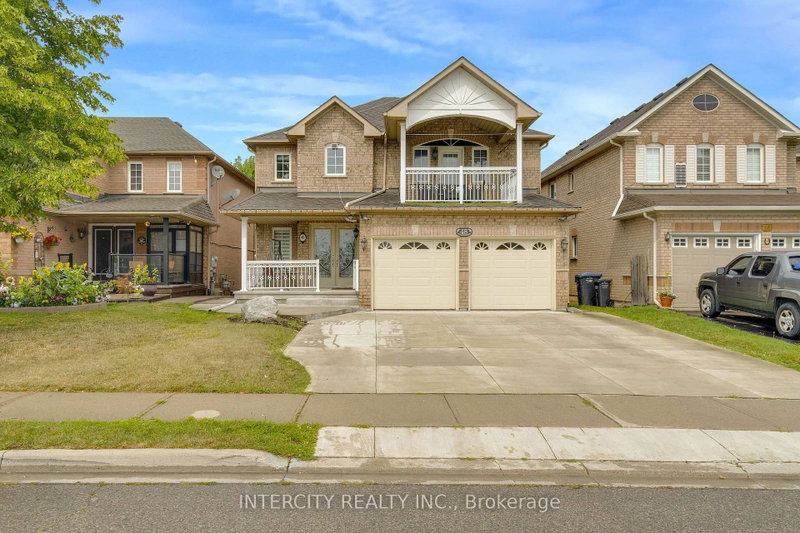 48 Avalanche Crescent