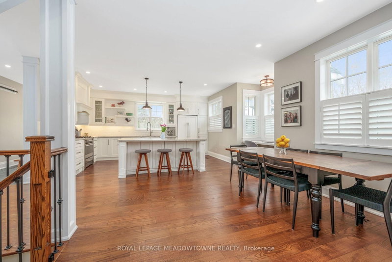2 Bennett Place