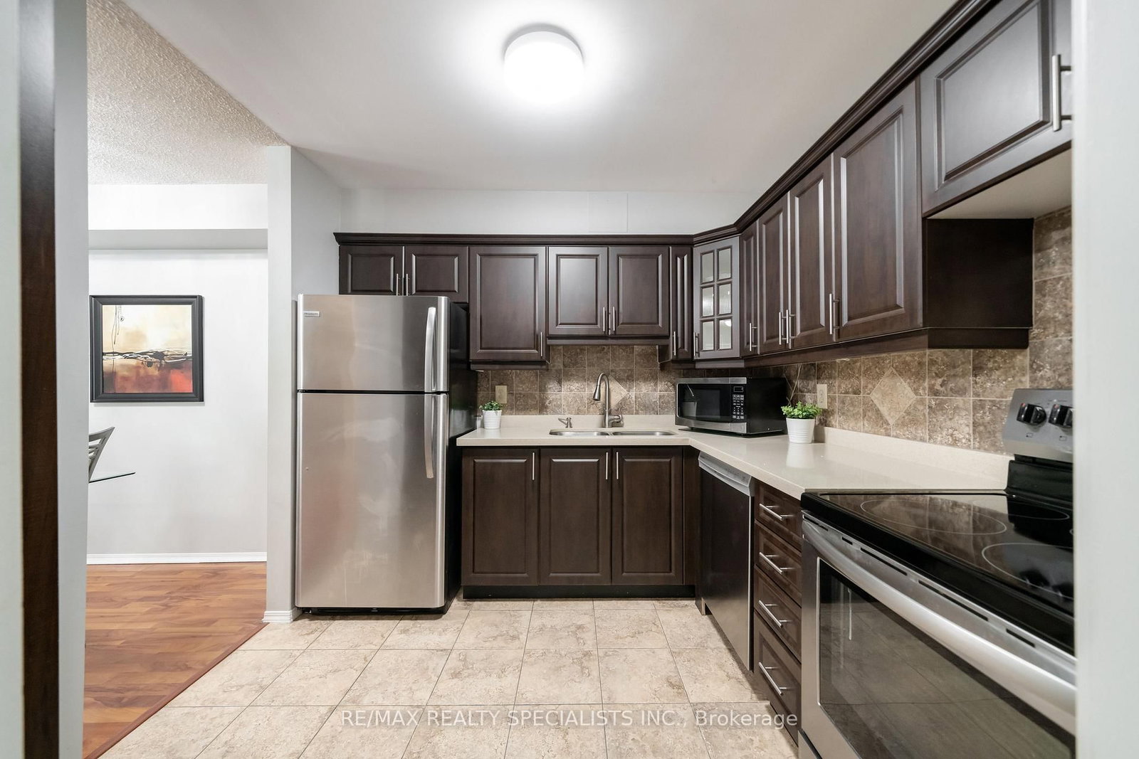 95 Trailwood Drive • #612 • Mississauga, ON photo 5