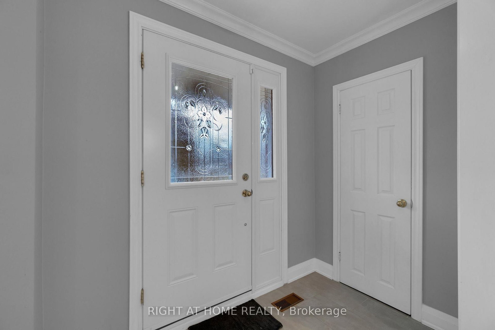197 Troy Mississauga,ON L5G 1S9 — Photo 4