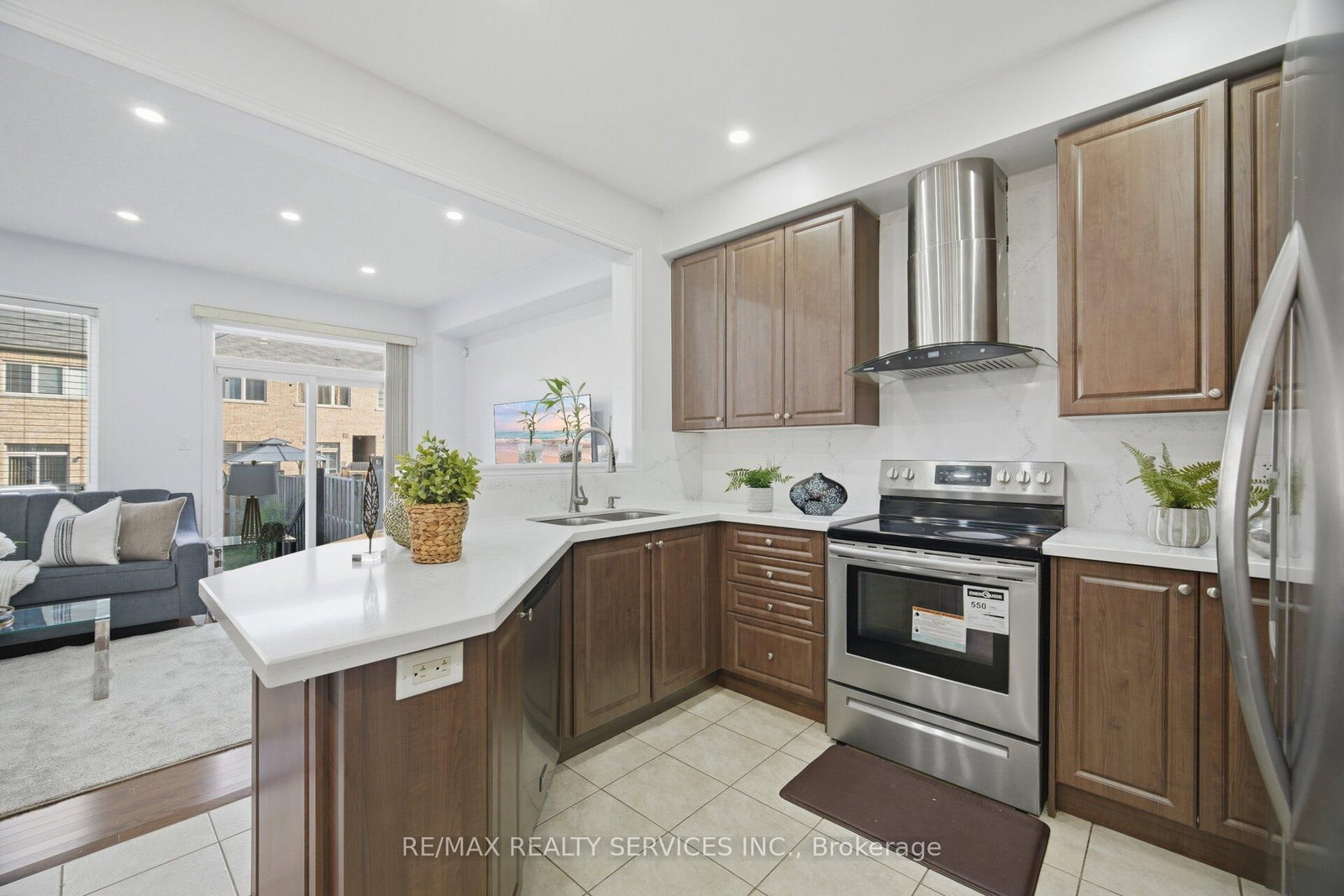 18 Seedland Crescent • Brampton, ON photo 10