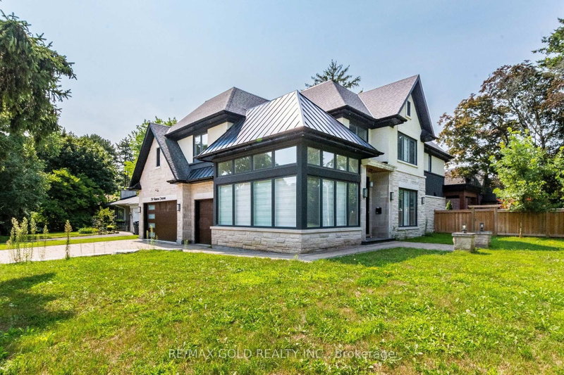 550 Vanessa Crescent