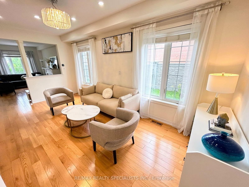 55 Dufay Road