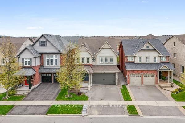 10 Rougebank Avenue • Caledon, ON photo 3