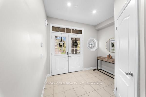 10 Rougebank Avenue • Caledon, ON photo 6