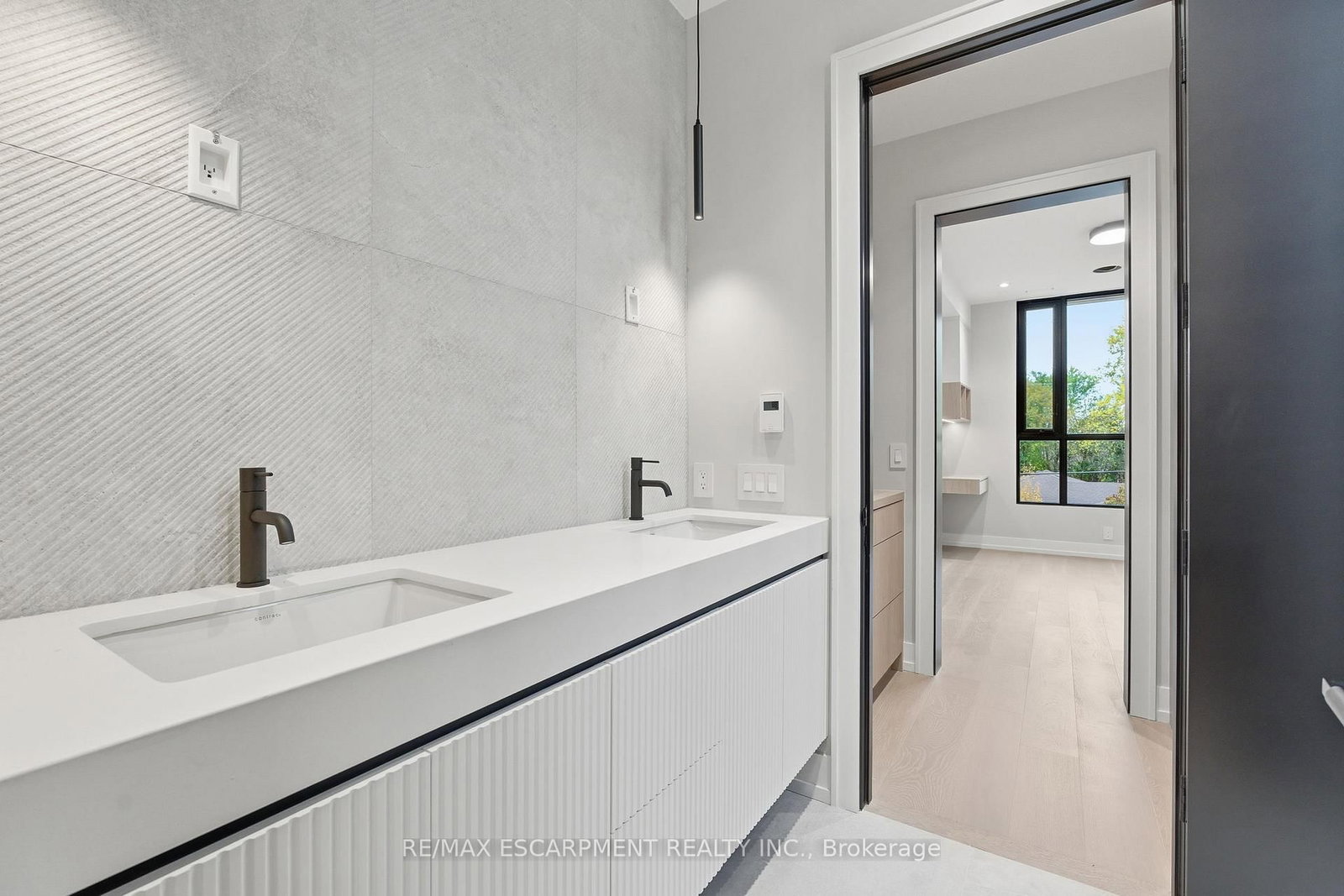 957 Halliday Avenue • Mississauga, ON photo 33