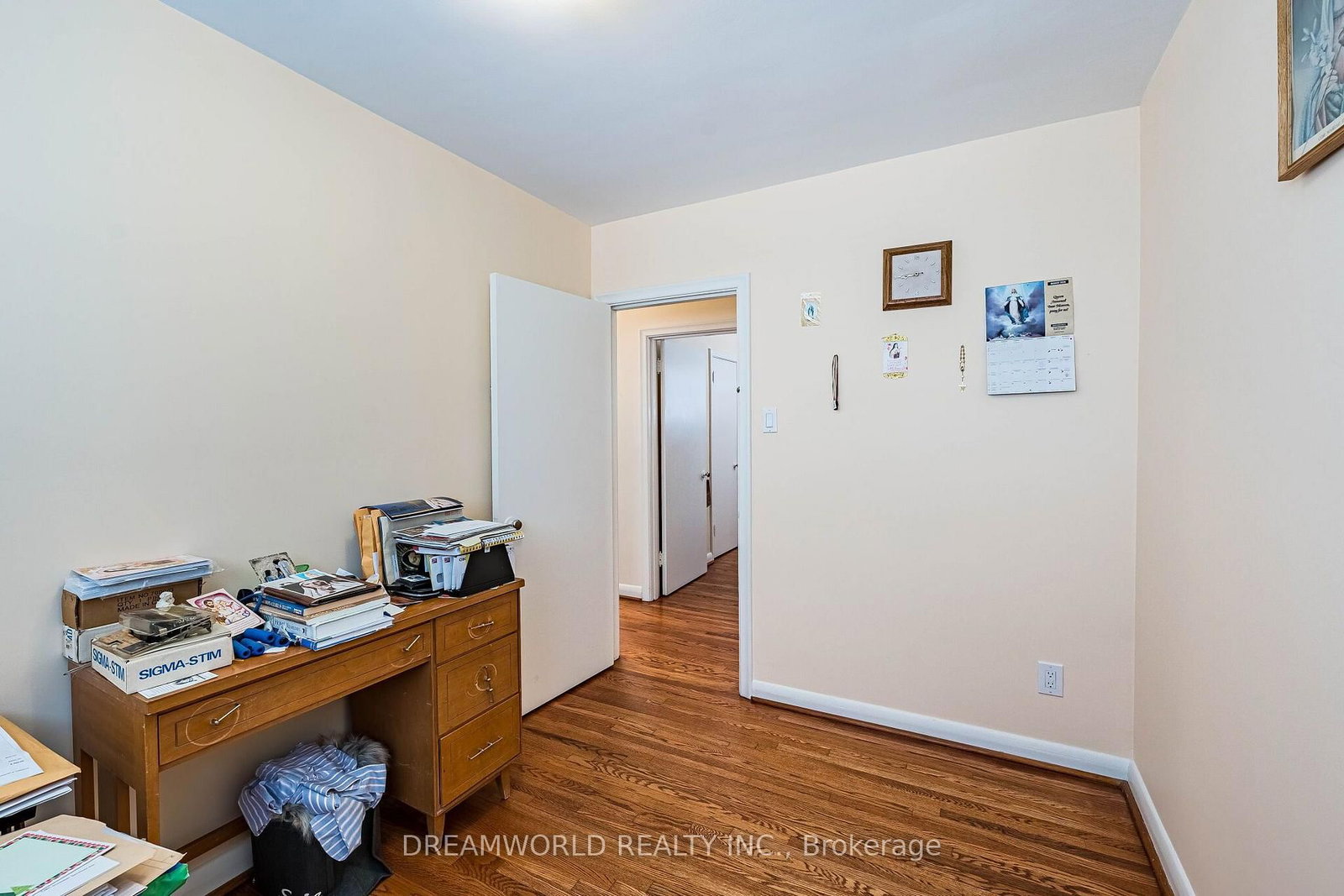 24 Whitburn Crescent • Toronto, ON photo 25