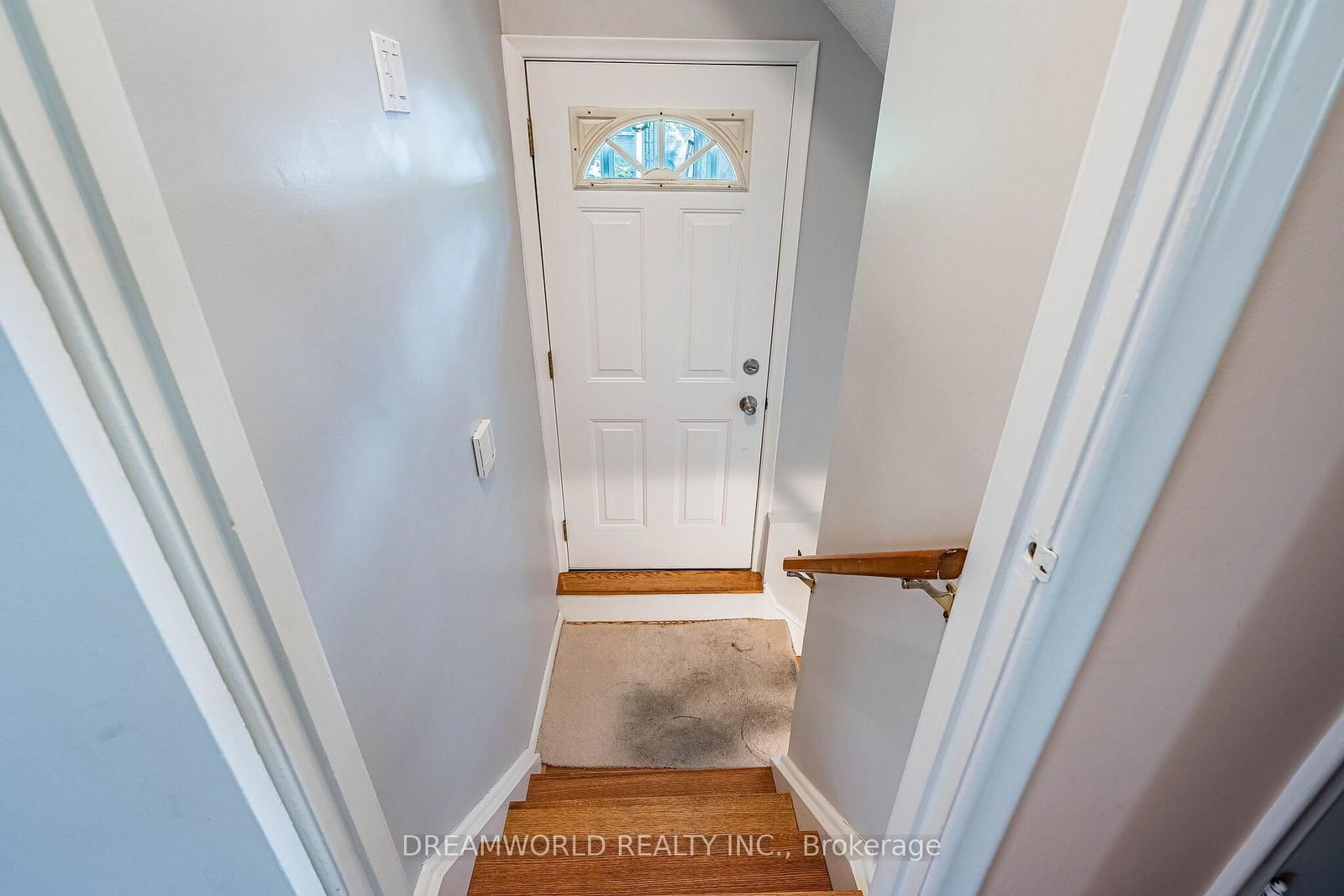 24 Whitburn Crescent • Toronto, ON photo 29