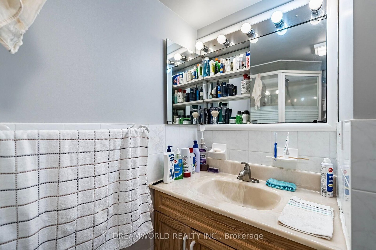 24 Whitburn Crescent • Toronto, ON photo 36