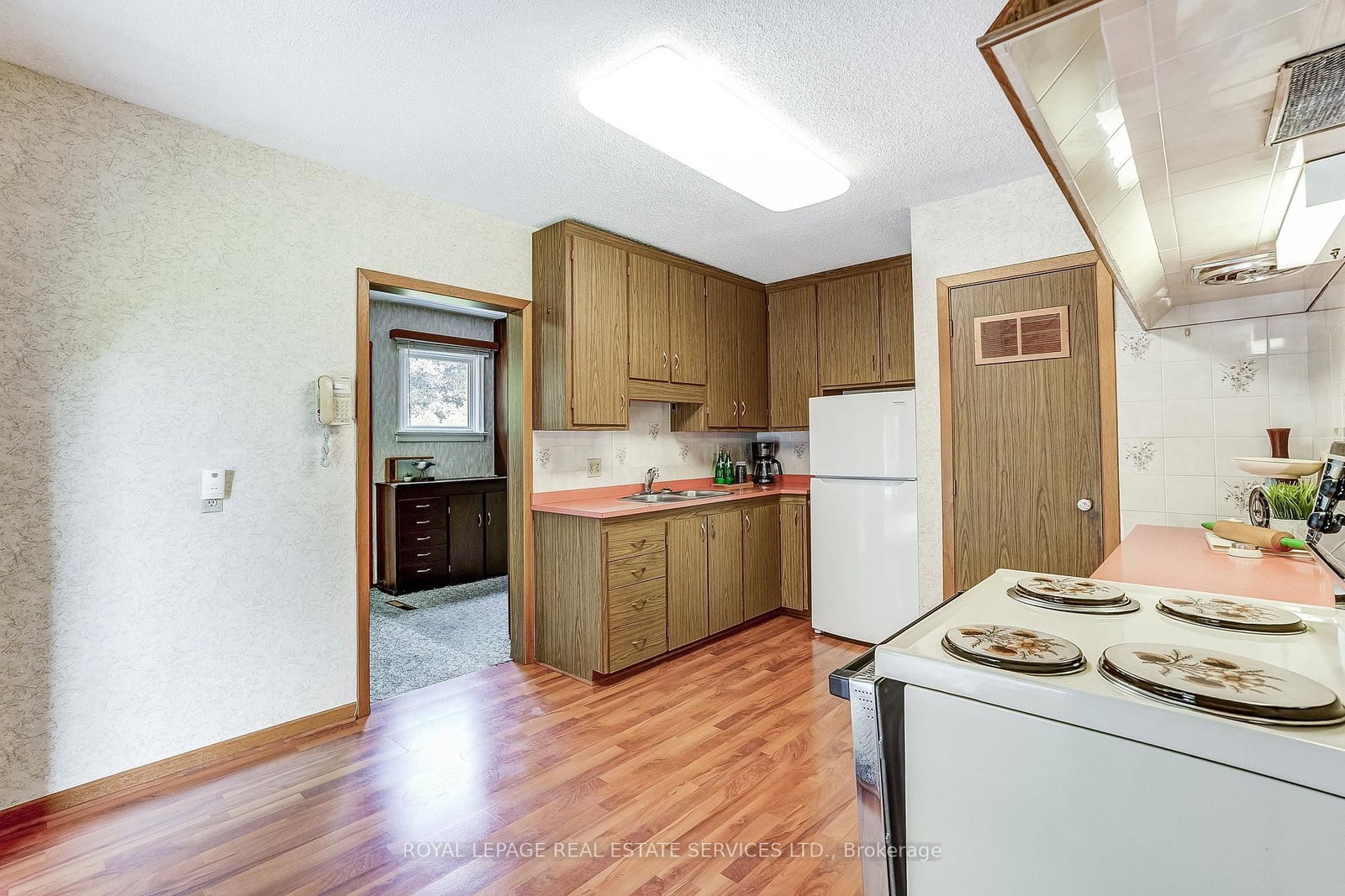 4 Sora Drive • Mississauga, ON photo 9