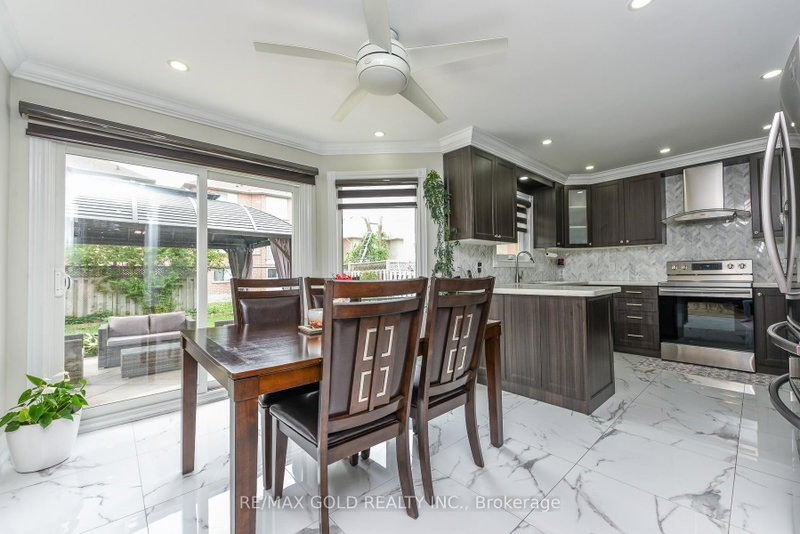 72 Rainforest Brampton,ON L6R 1B1 — Photo 14