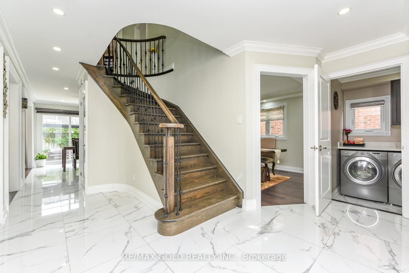 72 Rainforest Brampton,ON L6R 1B1 — Photo 7