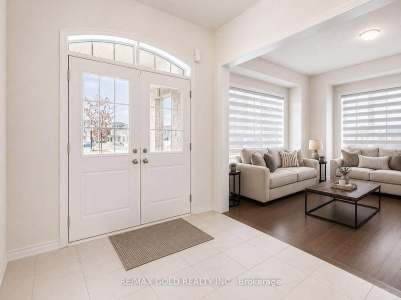 37 Peak Brampton,ON L6X 5S5 — Photo 5