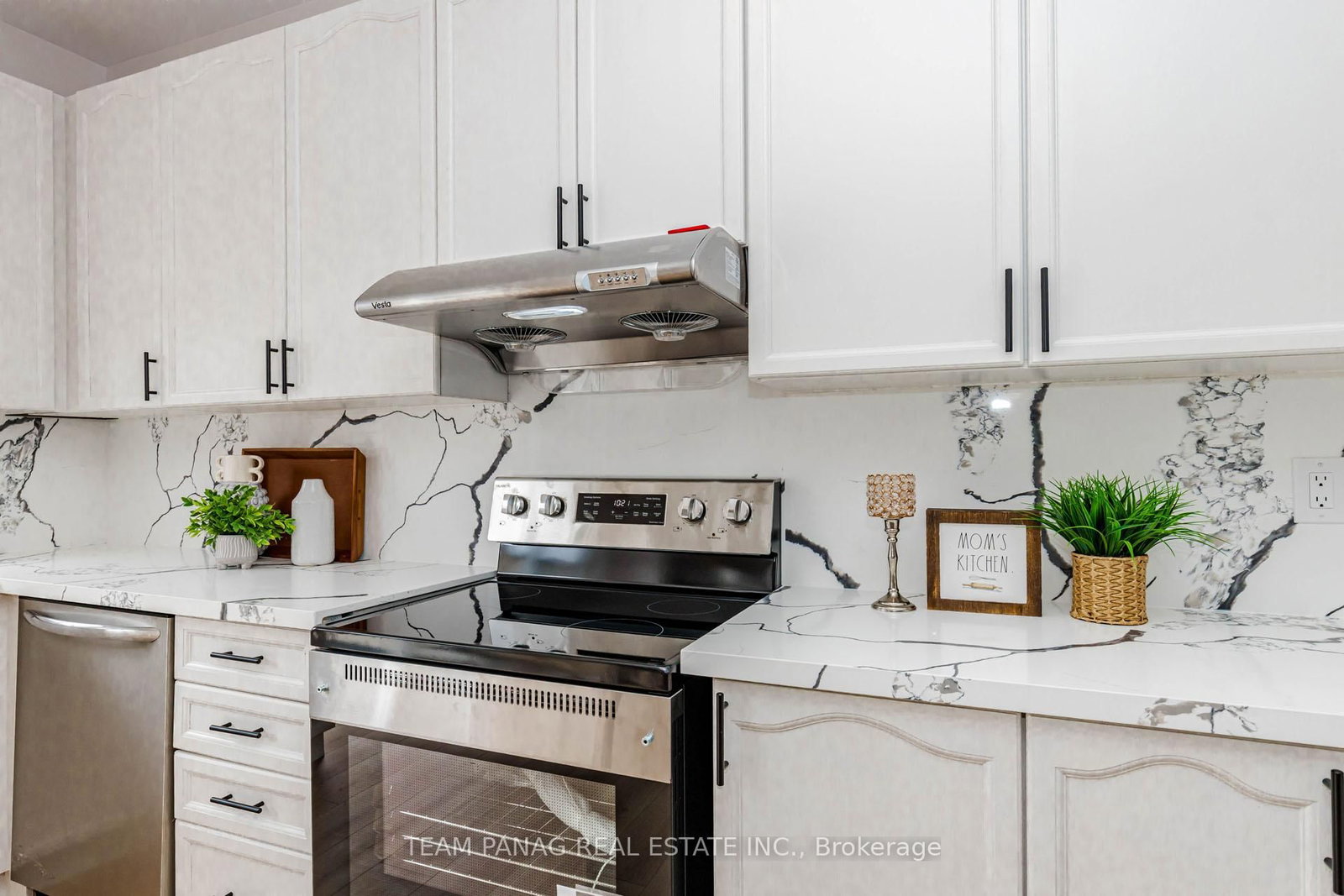 7 Village Lake Crescent • Brampton, ON photo 26