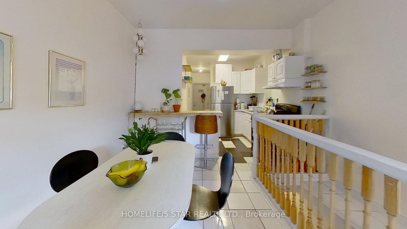 Apt 1 - 1054 Dovercourt Road