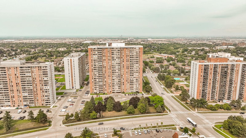 2102 - 18 Knightsbridge Road