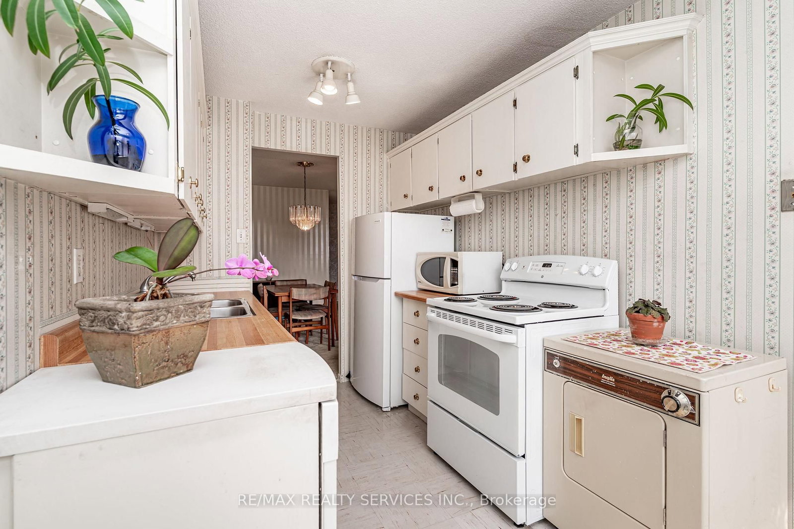 18 Knightsbridge Road • #2102 • Brampton, ON photo 20