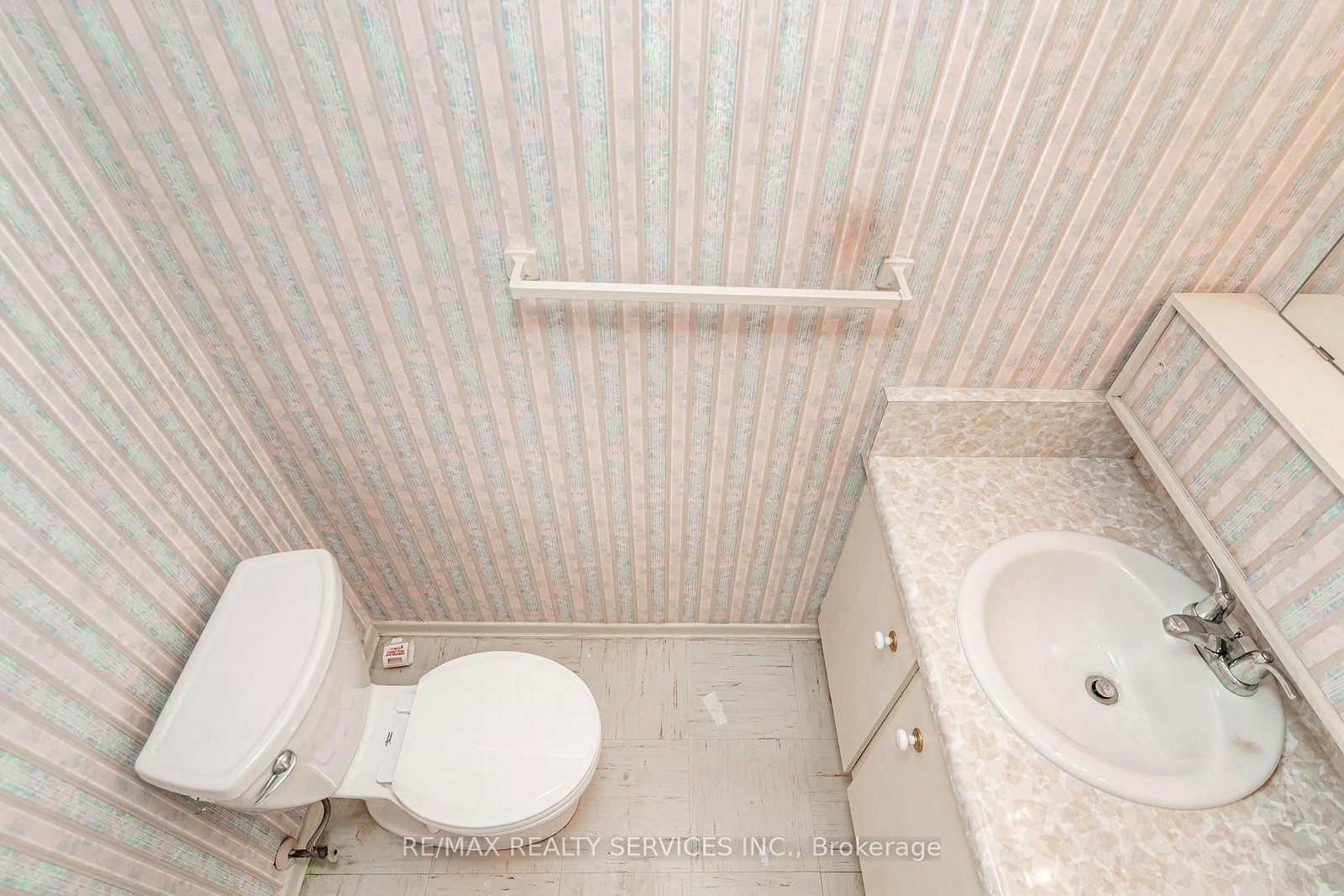 18 Knightsbridge Road • #2102 • Brampton, ON photo 25