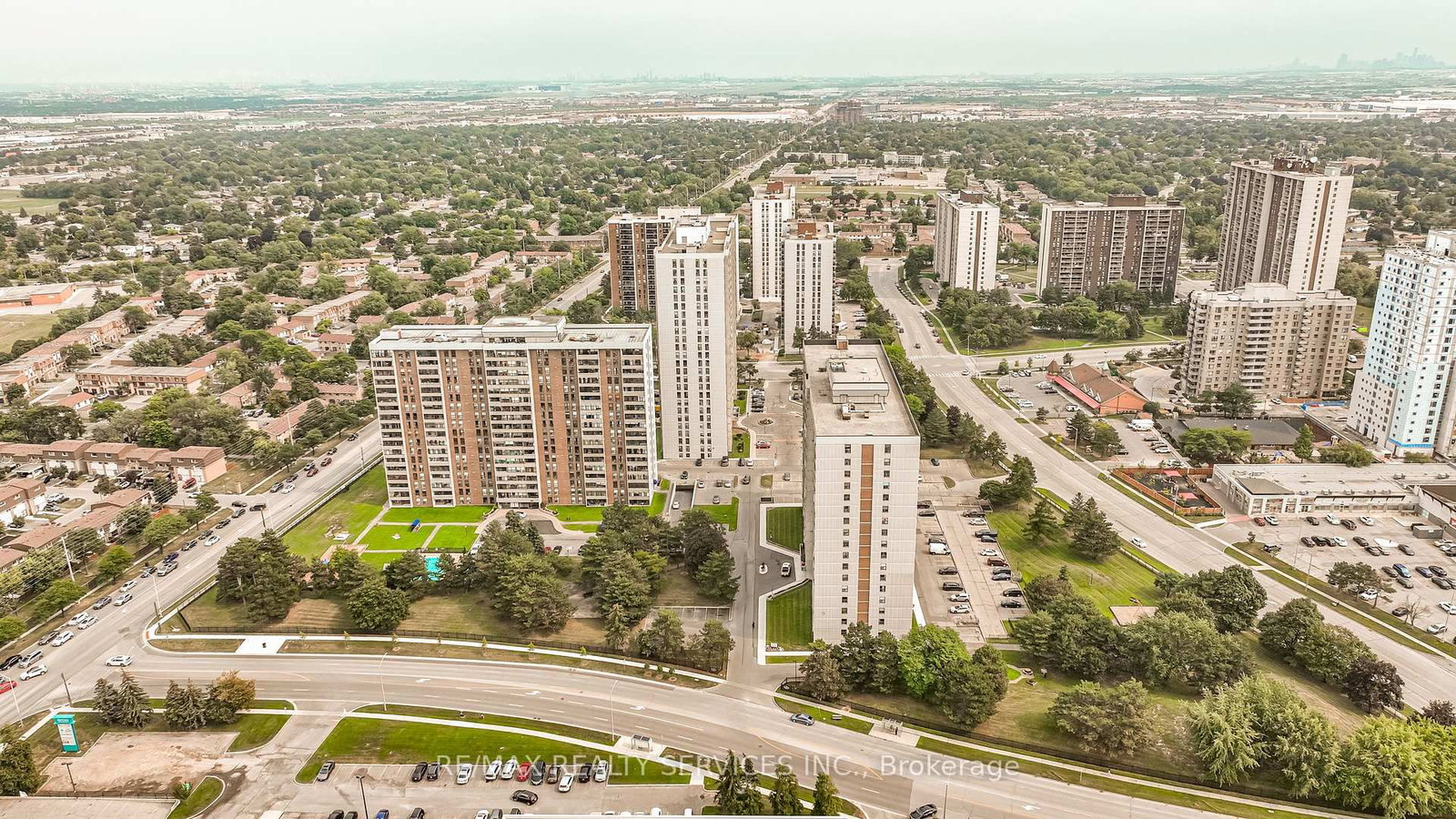 18 Knightsbridge Road • #2102 • Brampton, ON photo 45
