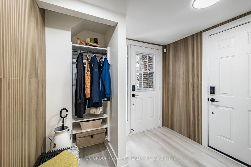 1 - 1270 Gainsborough Drive