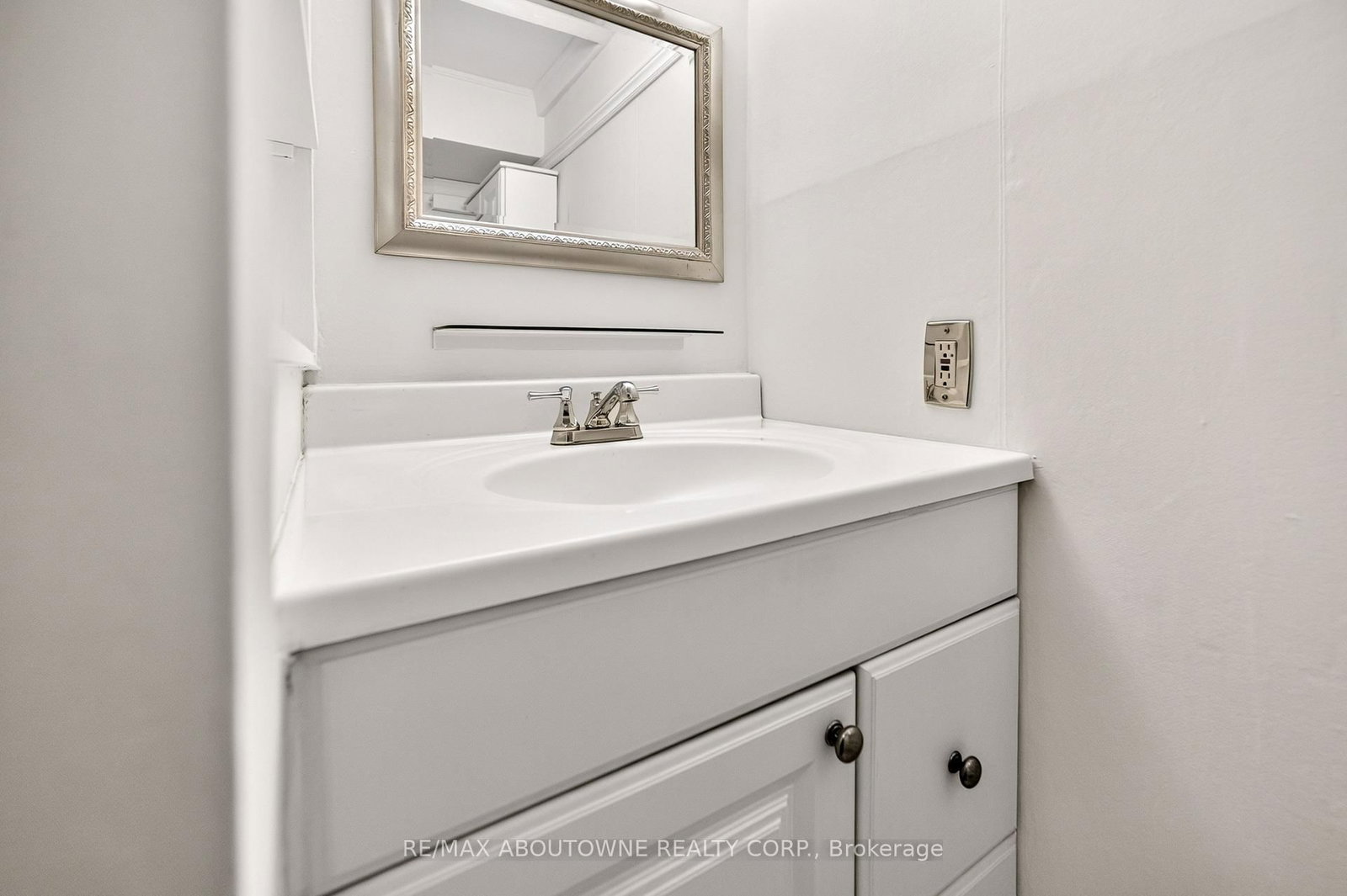 461 Blathwayte Lane • Burlington, ON photo 24