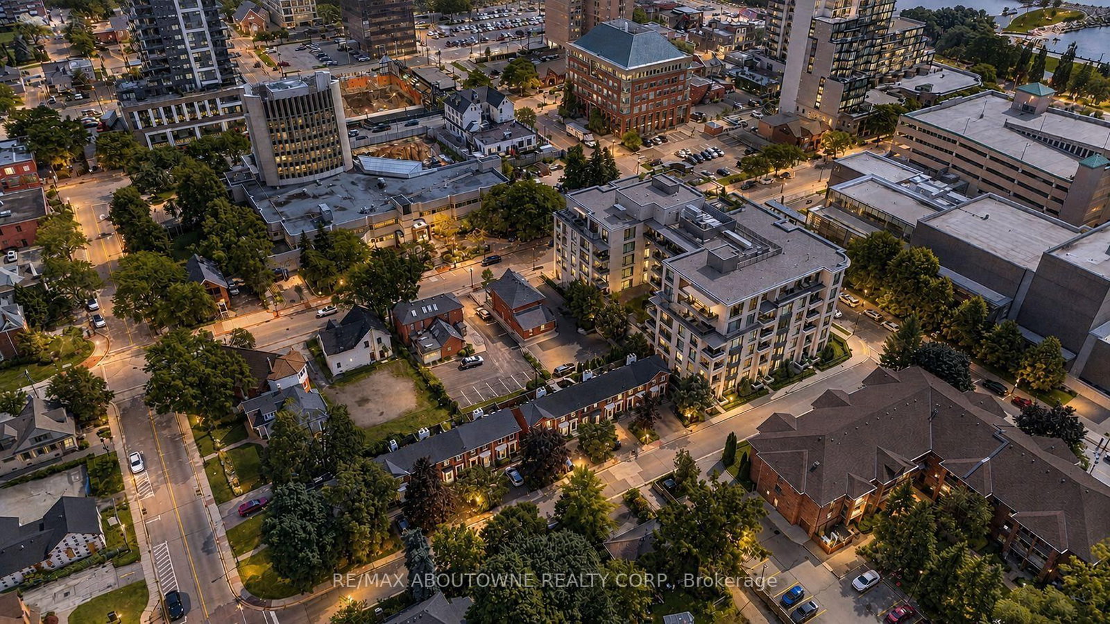 461 Blathwayte Lane • Burlington, ON photo 30