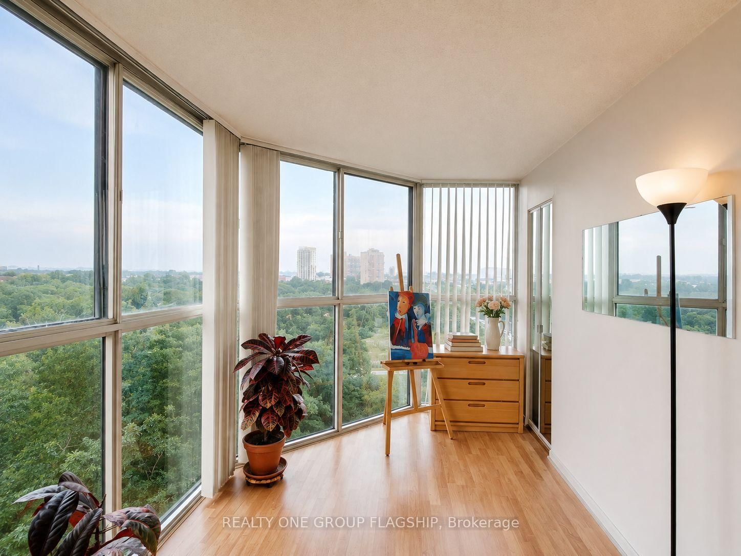 600 Rexdale Boulevard • #802 • Toronto, ON photo 2