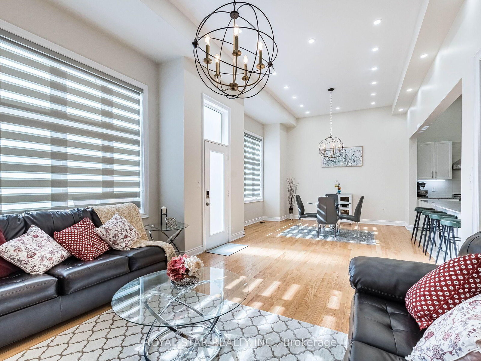 26 Marvin Avenue • Oakville, ON photo 11